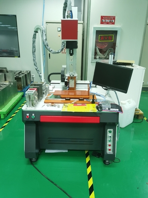 Prizmatik Pil Paketi Lazer Nokta Kaynakçı, Otomatik Lazer Kaynak Ekipmanı 1000 * 80mm